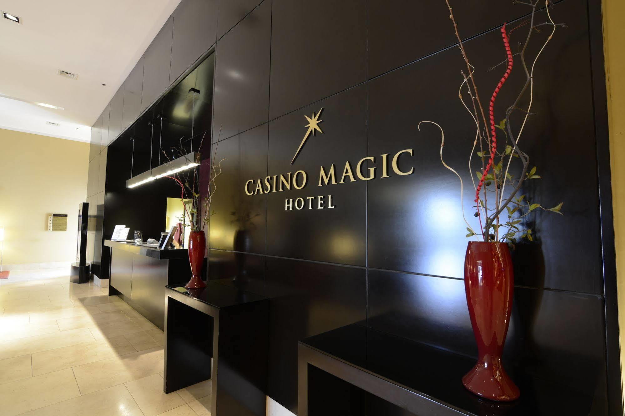 Hotel Casino Magic Neuquén Exterior foto